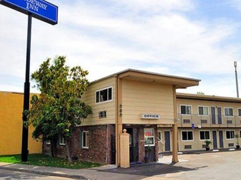 Parkway Inn フレズノ エクステリア 写真