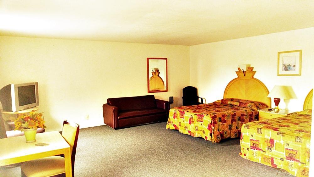 Parkway Inn フレズノ エクステリア 写真